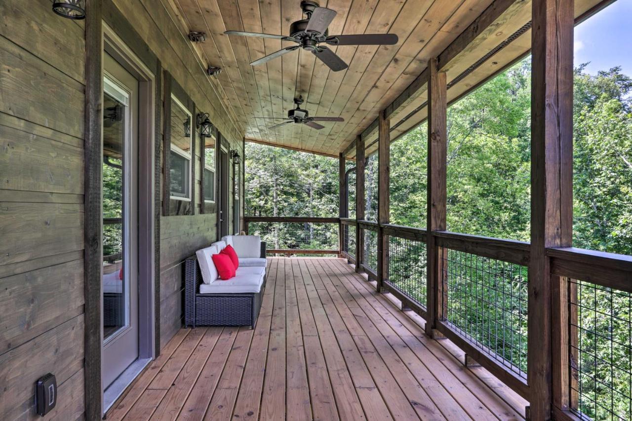 Smoky Cove Retreat With Private Hot Tub And Deck! Βίλα Sevierville Εξωτερικό φωτογραφία